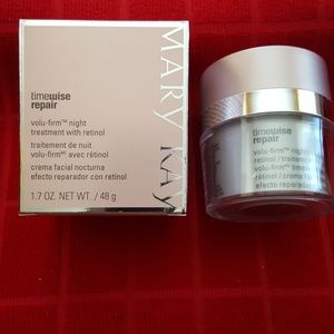 Mary Kay TimeWise Repair Volume Firm Night Cream